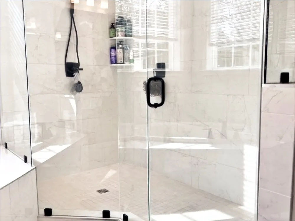 Deep cleaning of a bathroom shower